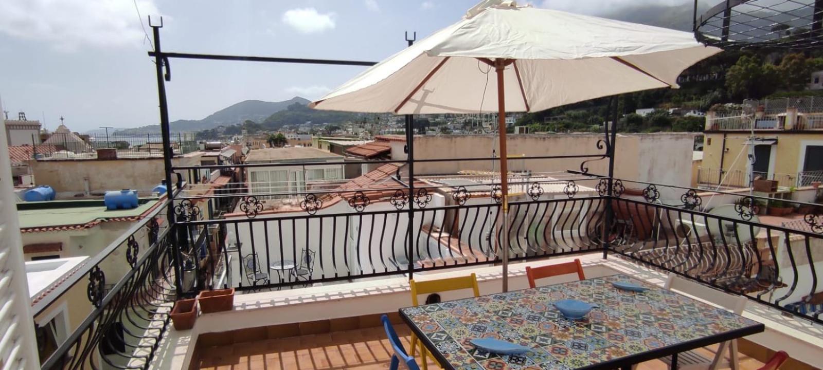 La Casa Rosa Di Giulia Villa Ischia Exterior photo